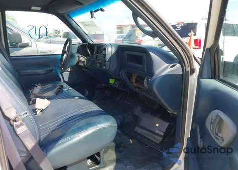 2000 Chevrolet C/K 3500 from USA, damaged, VIN 1GCGC33J7YF453049